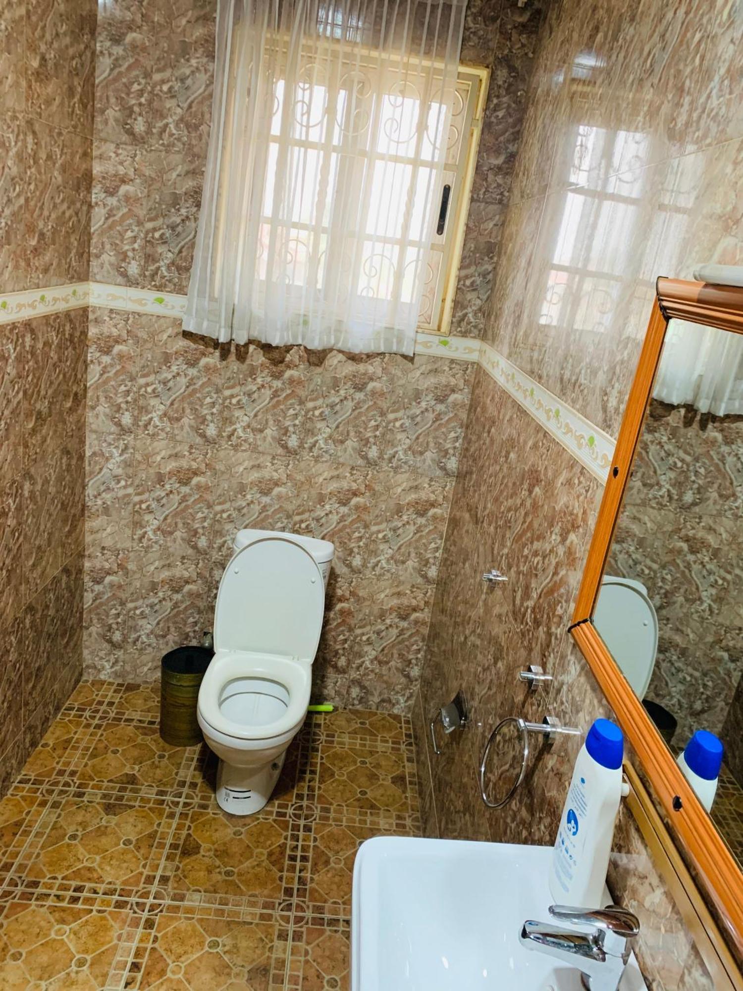 Dc Ambassadors Hotel Dawhwenya Экстерьер фото
